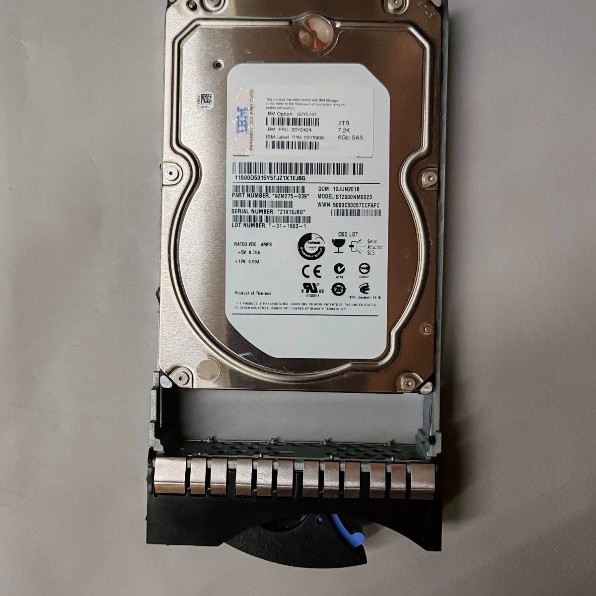 IBM 00Y2424 81Y3912 00Y2471 2T 7.2K SAS 3.5 V3500 V3700 Hard Disk Servicer Server repair parts