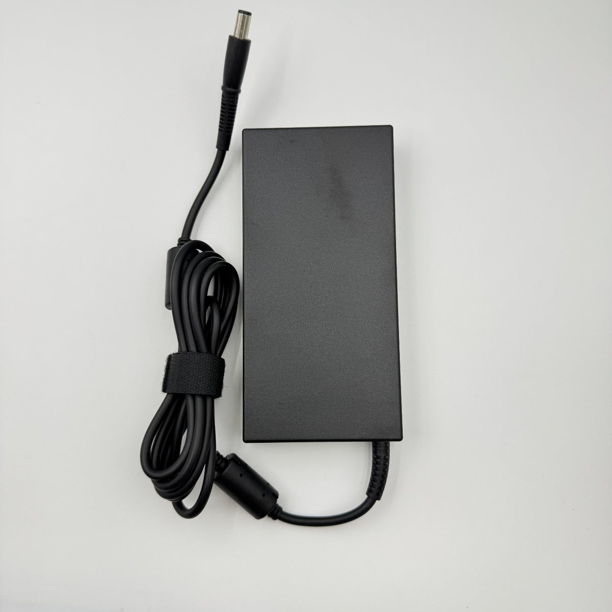 Genuine Chicony Power Supply Adapter 180W 20V 9A Model A15-180P1A 19.5V 9.23A power adapter MSI laptop repair parts Asus laptop repair parts
