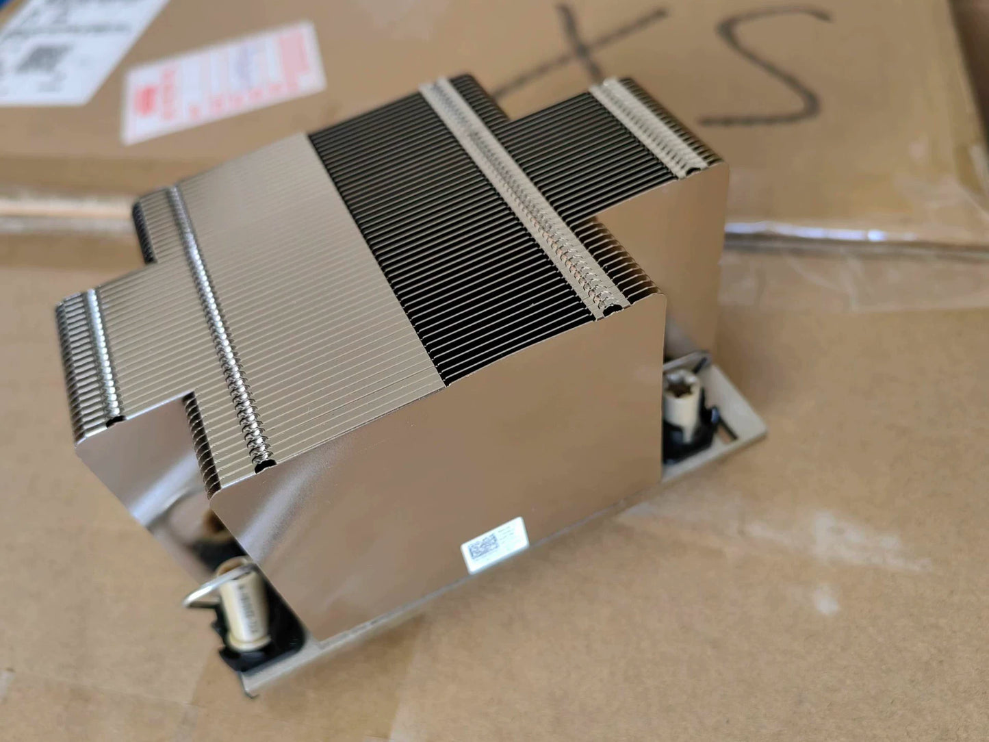 Servicer Dell R750XS Original Heat Sink R750XS Original Removal Heat Sink KHTVJ 0KHTVJ