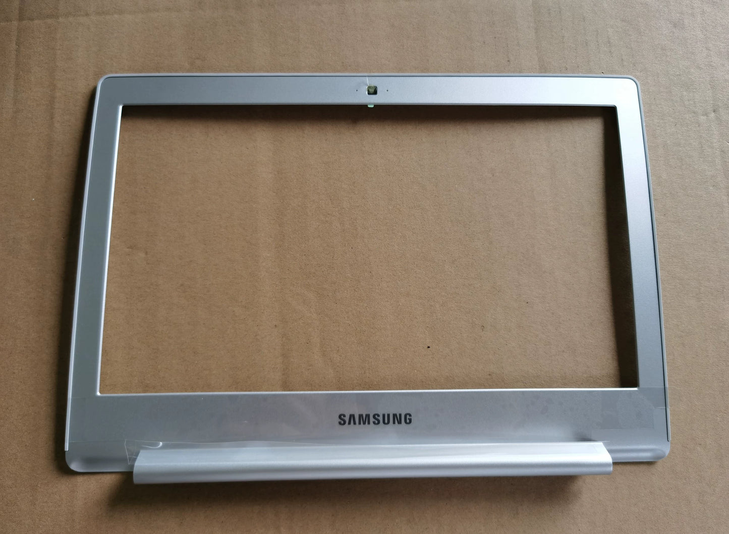(Shipping fee not include)全新原装 Samsung 笔记本 Chromebook2 XE500C21 A壳 B壳 屏轴 外壳