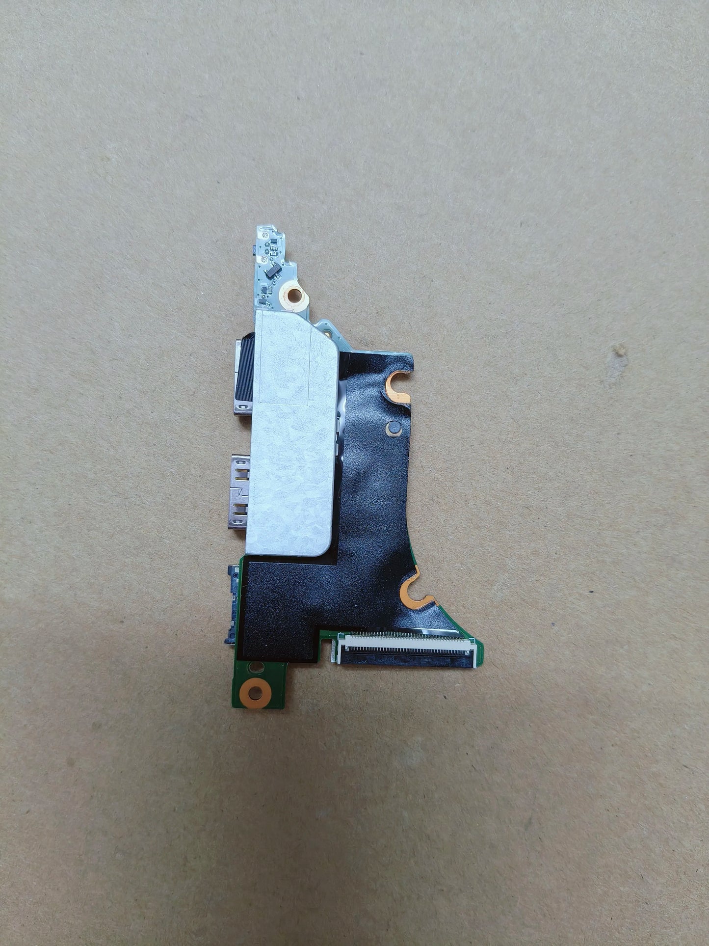 Original, Lenovo YOGA 14S ARE 2020 switch board USB SD board 5C50S25085