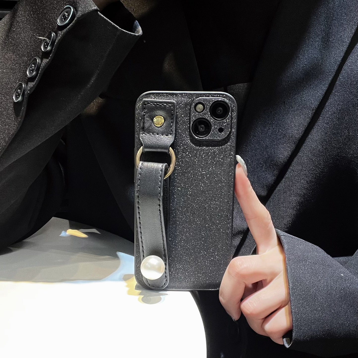 Accessories Black Pearl Wrist Strap for iPhone 14 iPhone 13 Case 12 Premium Sense 11 Female xsmax Creative x