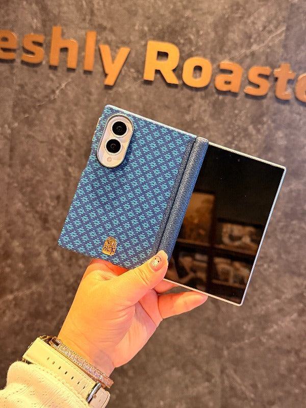 Magnetic suction [Kevlar pattern] suitable for Samsung ZFold8 Ultra folding mobile phone case galaxy zfold8ultra heart world carbon fiber pattern double central axis all-inclusive anti-drop protective case Phone accessories