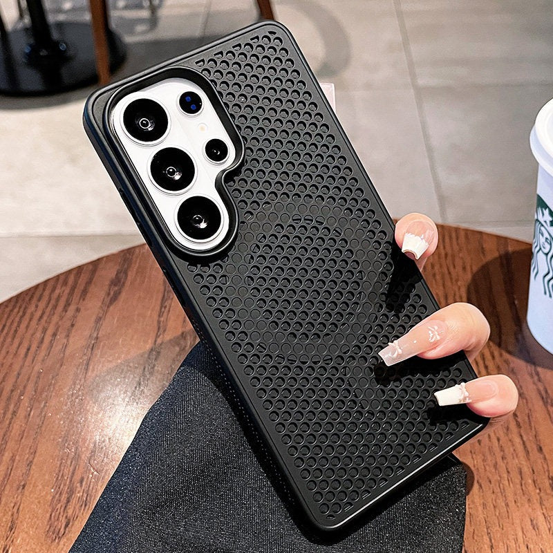 Heat dissipation magnetic suction for Samsung S26ultra mobile phone case New S26 + large area honeycomb mesh heat dissipation magnetic suction protective case S25ultra all-inclusive anti-drop male and female cases Phone accessories