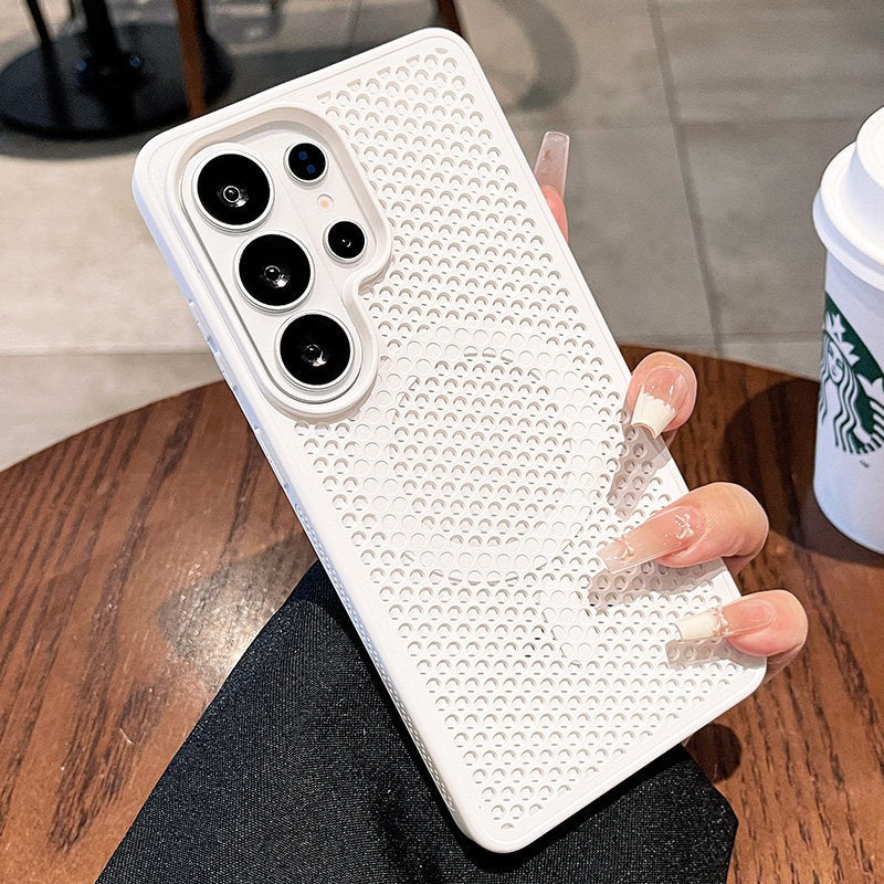 Heat dissipation magnetic suction for Samsung S26ultra mobile phone case New S26 + large area honeycomb mesh heat dissipation magnetic suction protective case S25ultra all-inclusive anti-drop male and female cases Phone accessories