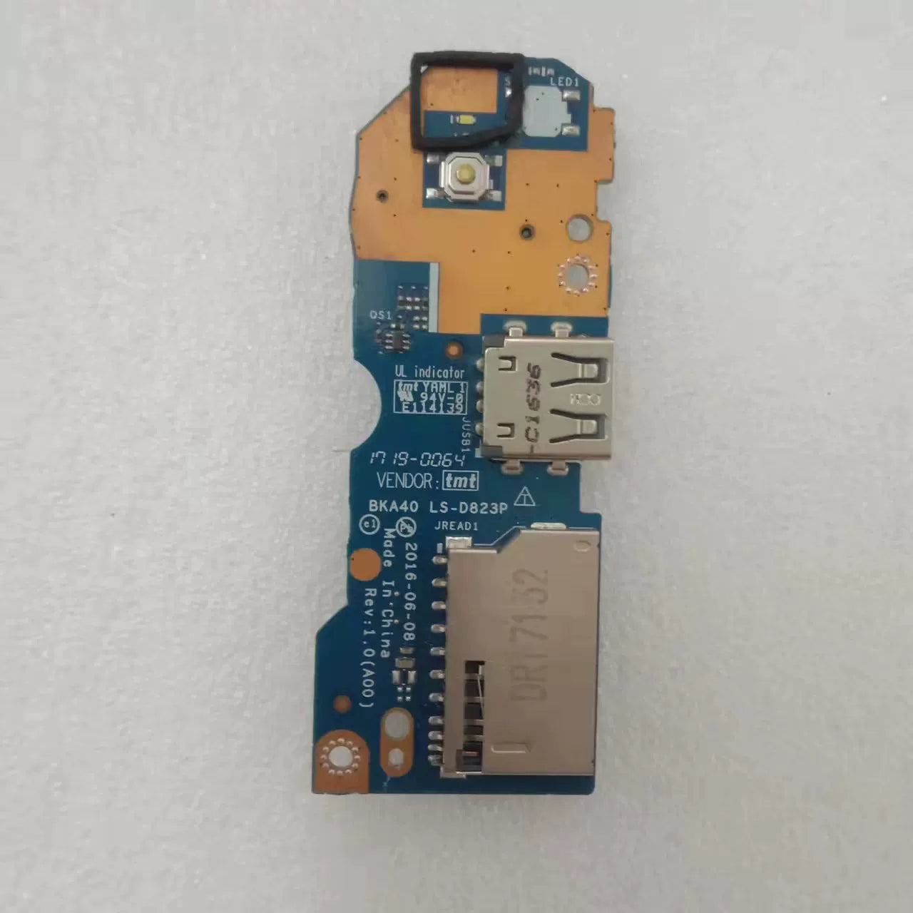 Original Dell Dell Fire 7000 7460 7472 7560 7572 USB Switch Small Board LS-D823P