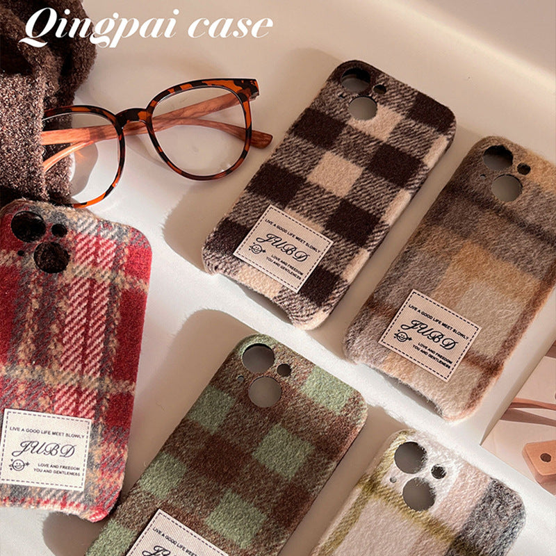 Accessories Autumn and winter woolen plaid for iPhone15promax mobile phone case Apple 14 new 13 women's 12 retro trendy