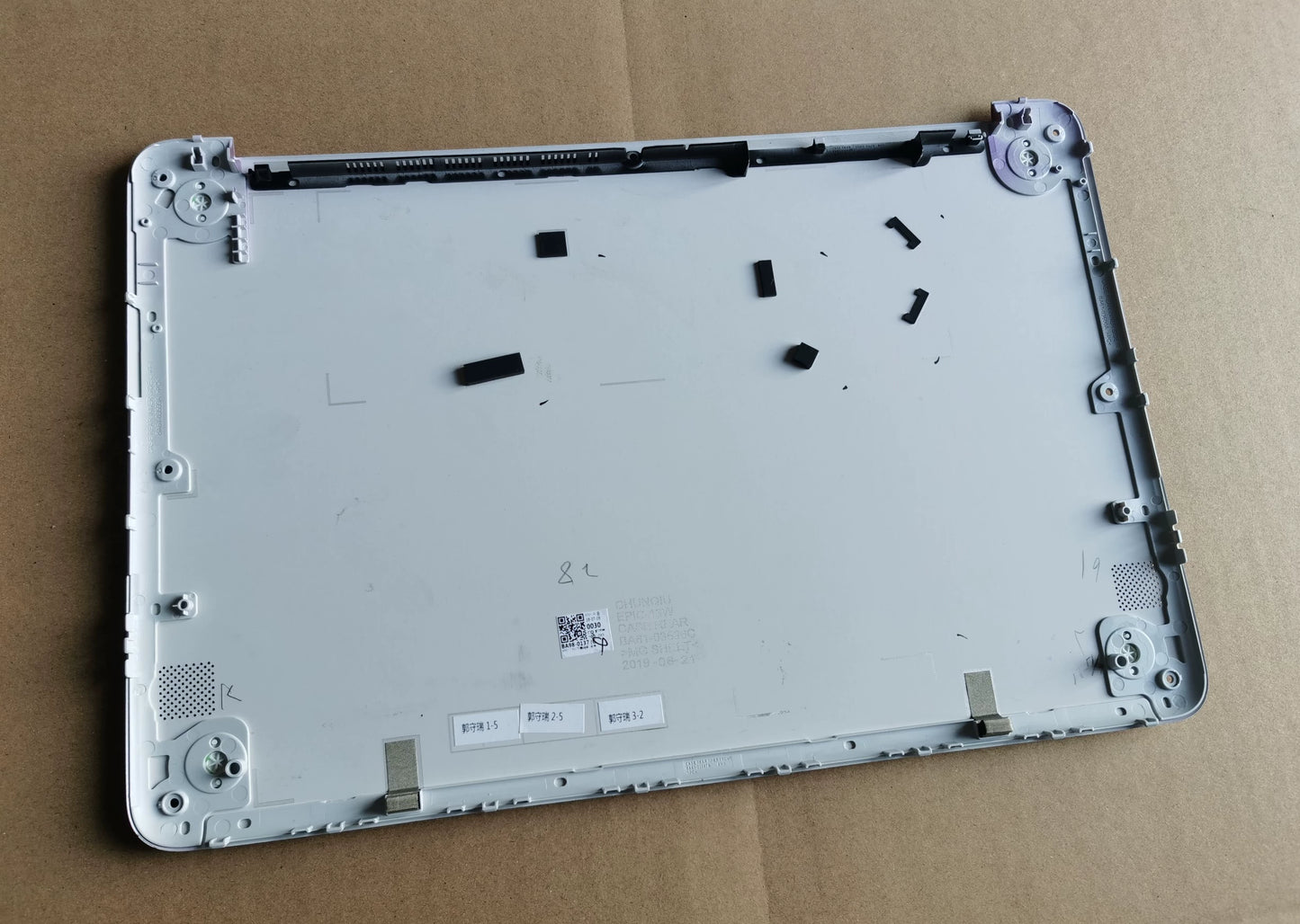 (Shipping fee not include)全新 Samsung  NP 931XBE 900X3T 900X3P 900X3J X3W 外壳 D壳 底壳