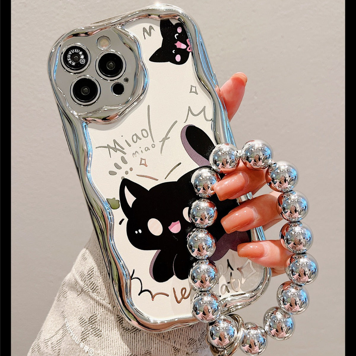 Accessories for Apple 15 mobile phone case iphone14promax black cat bracelet 13 fun cartoon 12 cute new models