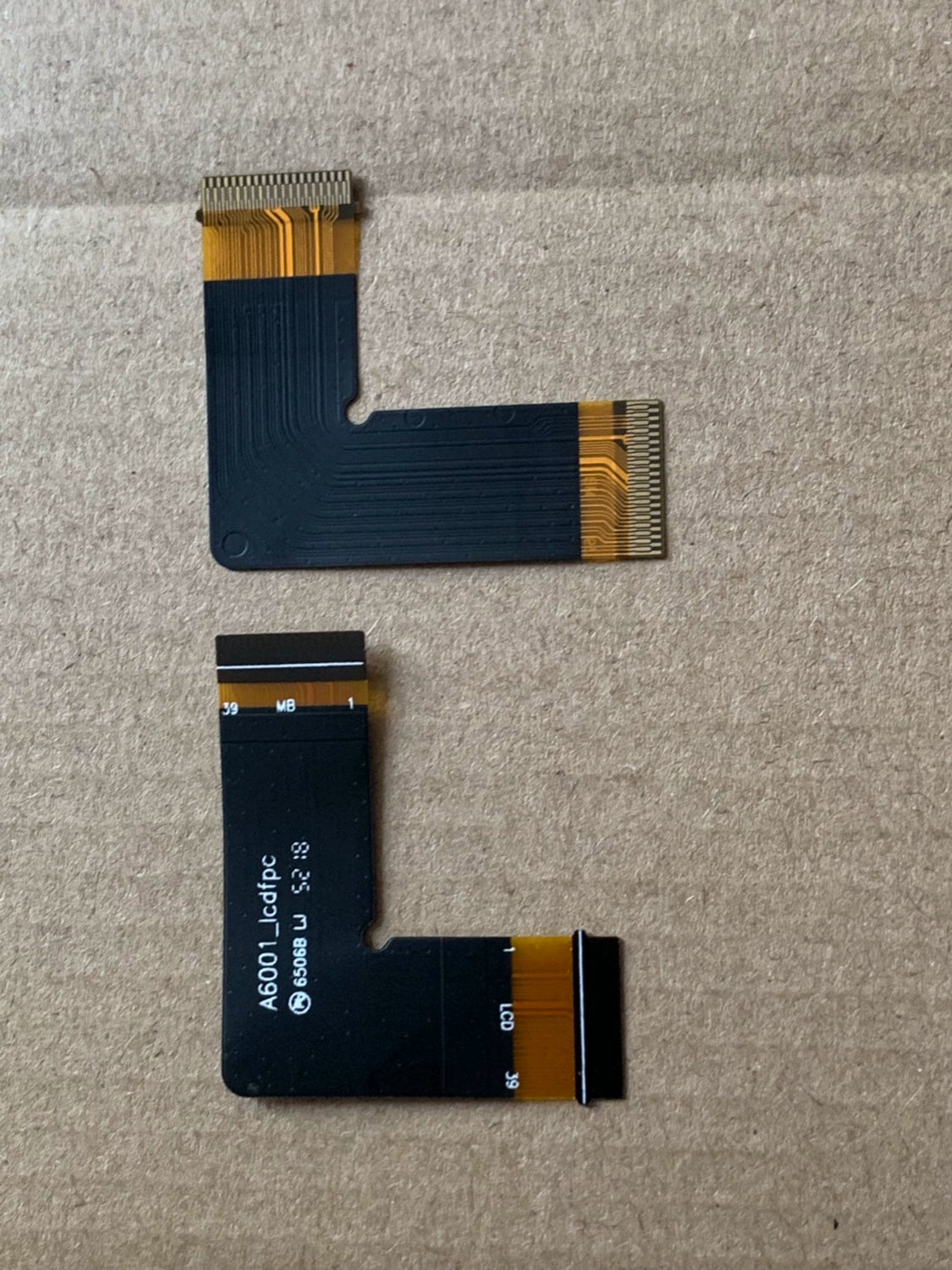 Applicable to Lenovo TB-8804F/8X04M/8604N/8504/X704 boot volume key display link cable