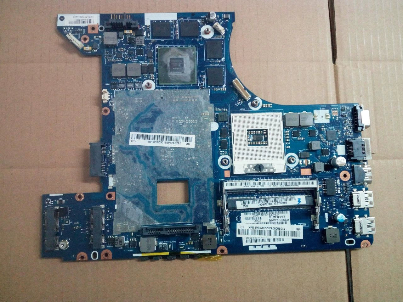 (Shipping fee not include) Lenovo Y485P Y485 Y480 Y580  motherboard  LA-8642P LA-8641P LA-8002P