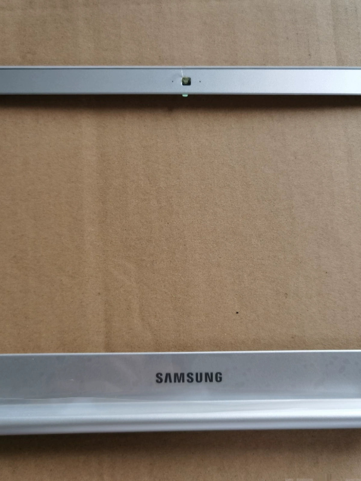 (Shipping fee not include)全新原装 Samsung 笔记本 Chromebook2  XE500C21 A壳 B壳 屏轴 外壳