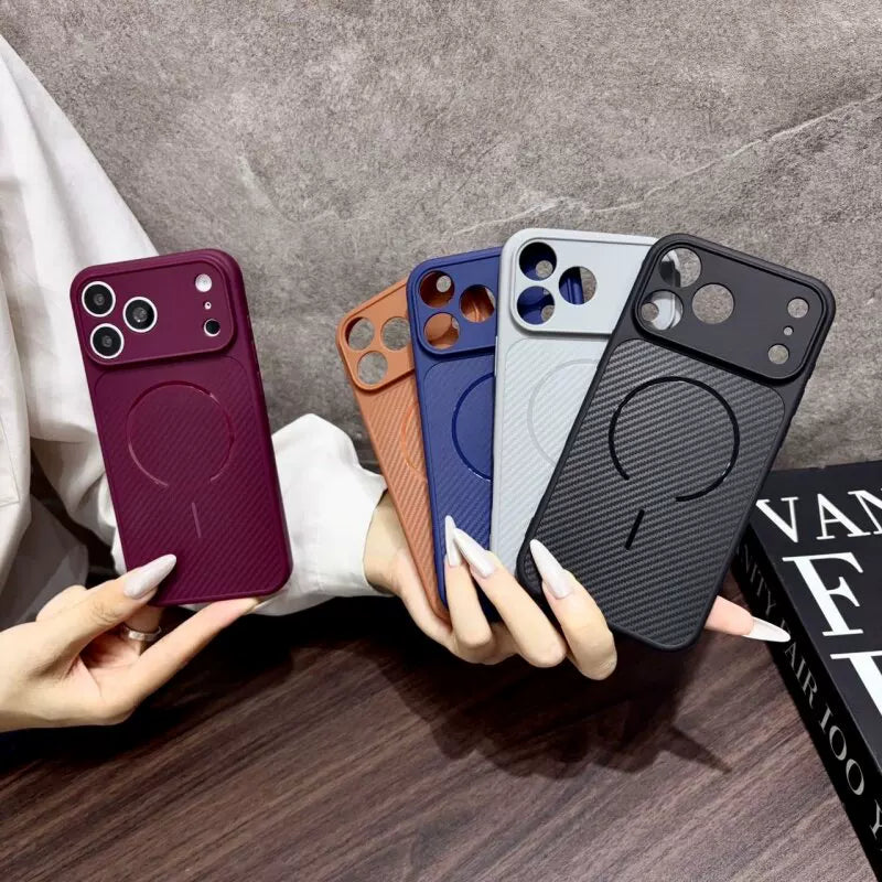 Ultra-thin carbon fiber pattern magnetic attraction for iPhone 18promax mobile phone case fine hole large window iPhone17pro fine hole all-inclusive TPU soft case 16plus anti-fingerprint 15/14/13 advanced sense Phone accessories