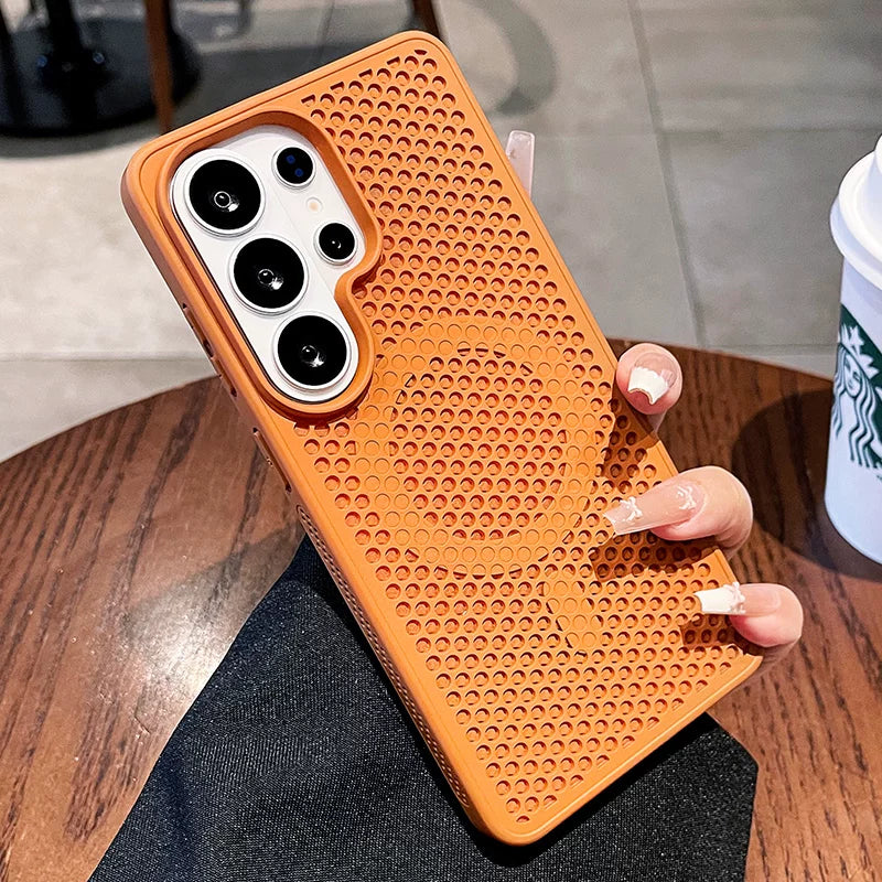 Heat dissipation magnetic suction for Samsung S26ultra mobile phone case New S26 + large area honeycomb mesh heat dissipation magnetic suction protective case S25ultra all-inclusive anti-drop male and female cases Phone accessories