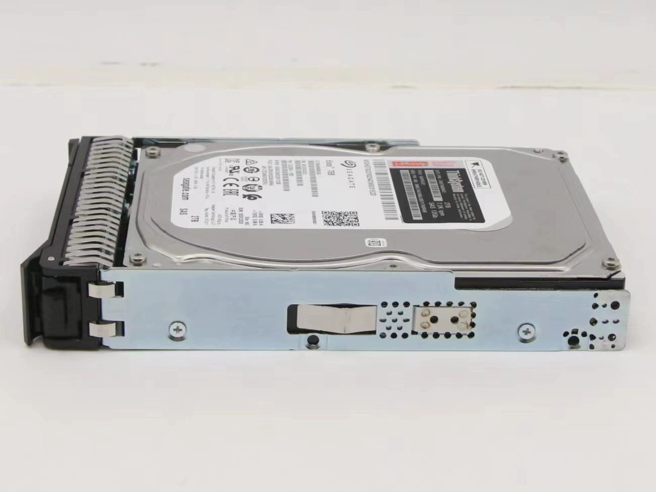 Lenovo 00YK031 SR550 SR650 7XB7A00042 2TB SAS 12Gb 3.5 inch Hard Disk Servicer