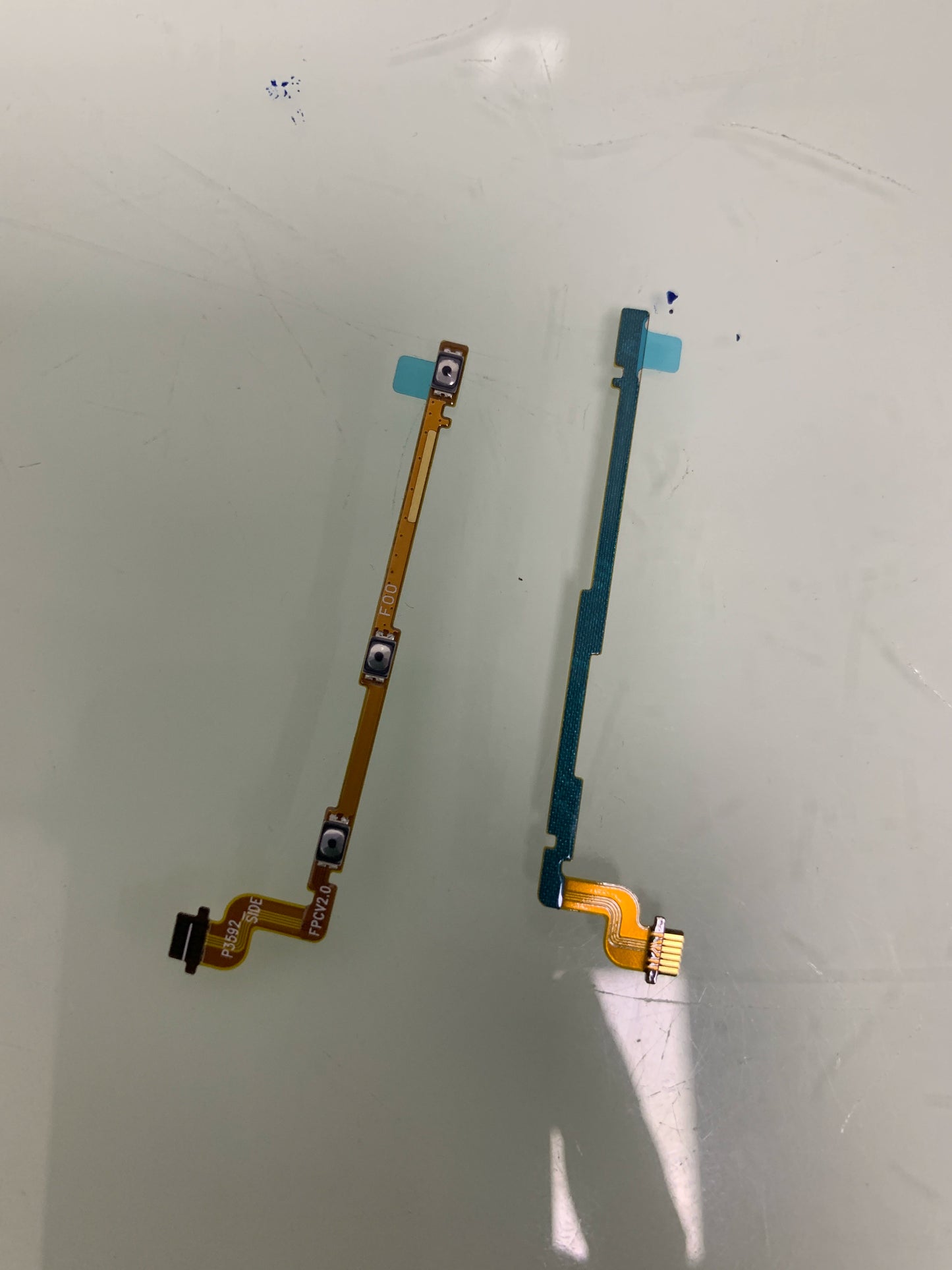 Applicable to Lenovo TB-8804F/8X04M/8604N/8504/X704 boot volume key display link cable