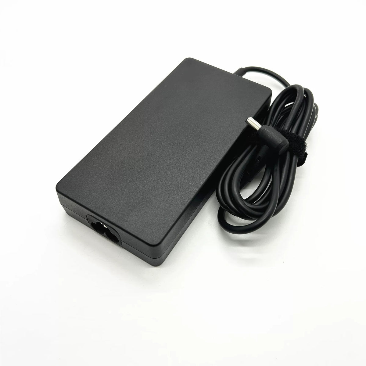 Genuine New Chicony A17-120P2A 120W 20V 6A AC Adapter Charger for MSI ASUS ZenBook Flip VivoBook Pro Q537FD UX534FT K570 Q546FD Q547FD MSI GF63 Thin Cyborg 14 15 A12VF A13UCX GF75 ADP-120VH B ADP-120CH B ADP-120CD B MSI laptop repair parts