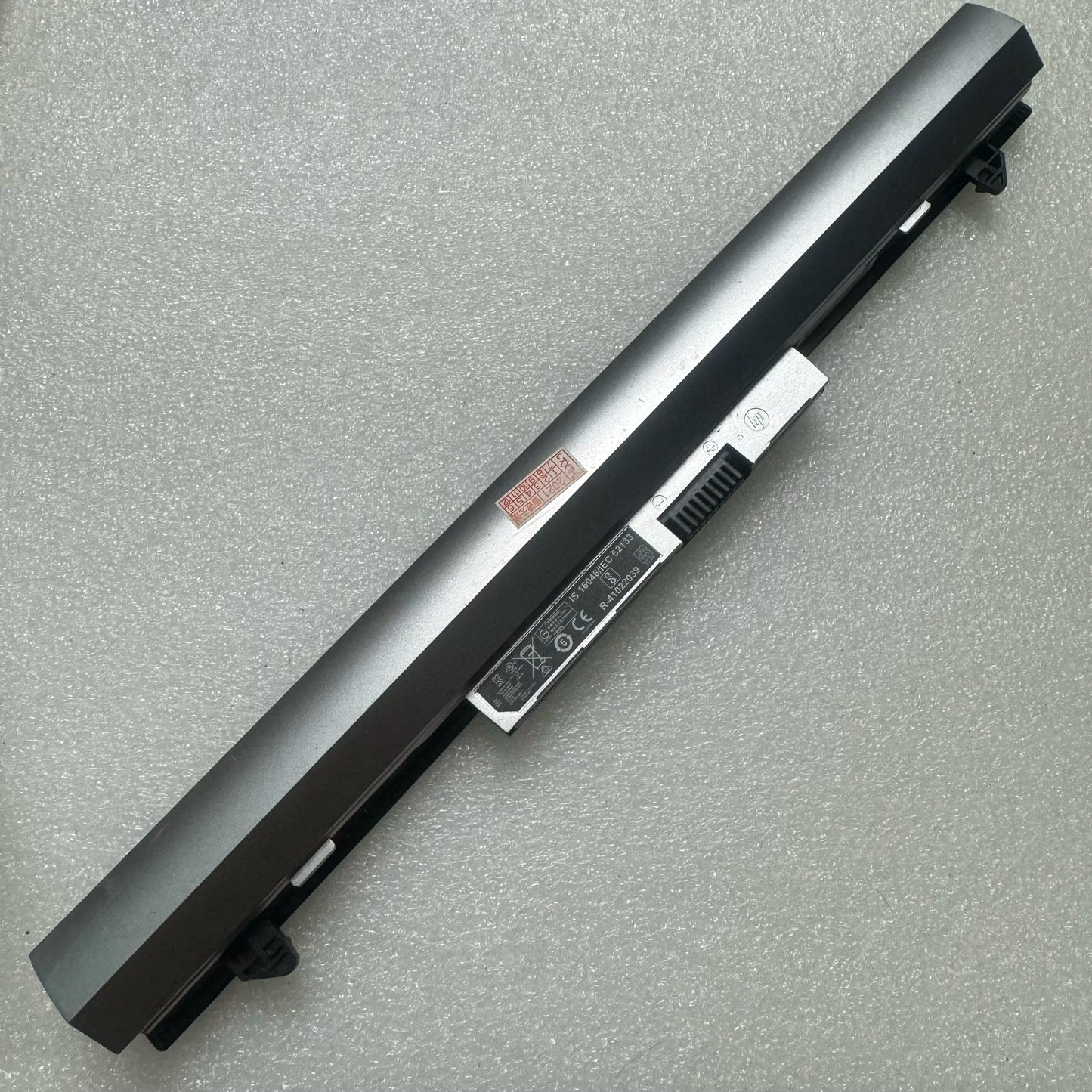 HP ProBook 430 440 G3 RO04 RO04XL HSTNN-PB6P Q96C Battery
