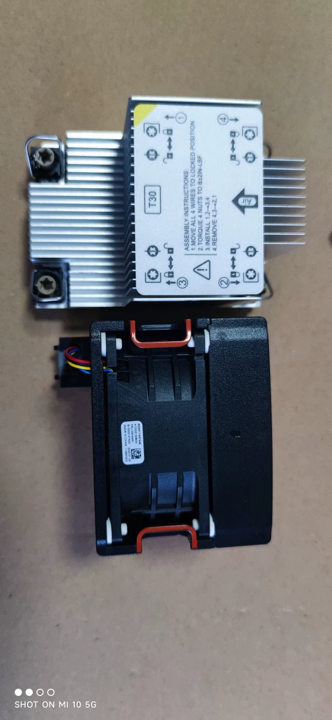 Servicer Lenovo SR660V2 SR668V2 heatsink fan kit with bracket.