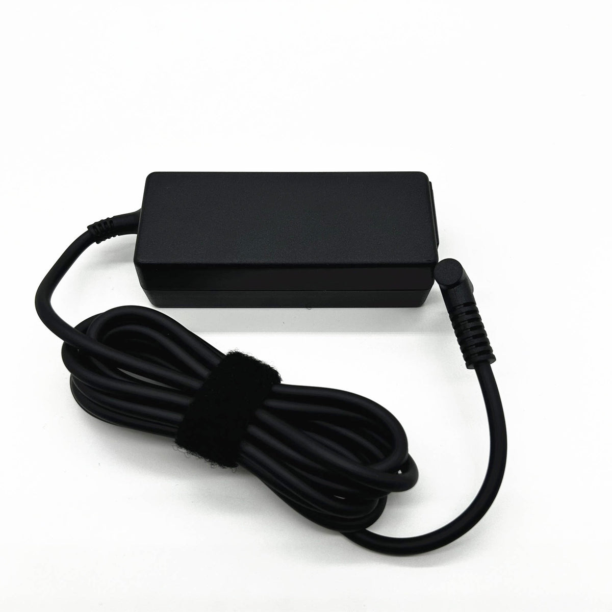 Genuine New TPN-DA16 45W 19.5V 2.31A AC Adapter Charger for HP Pavilion Stream ProBook x360 EliteBook Elite x2 Chromebook HP 240 245 250 G8 G9 G10 741727-001 TPN-CA14 TPN-LA15 HSTNN-CA4 Power supply HP laptop repair parts