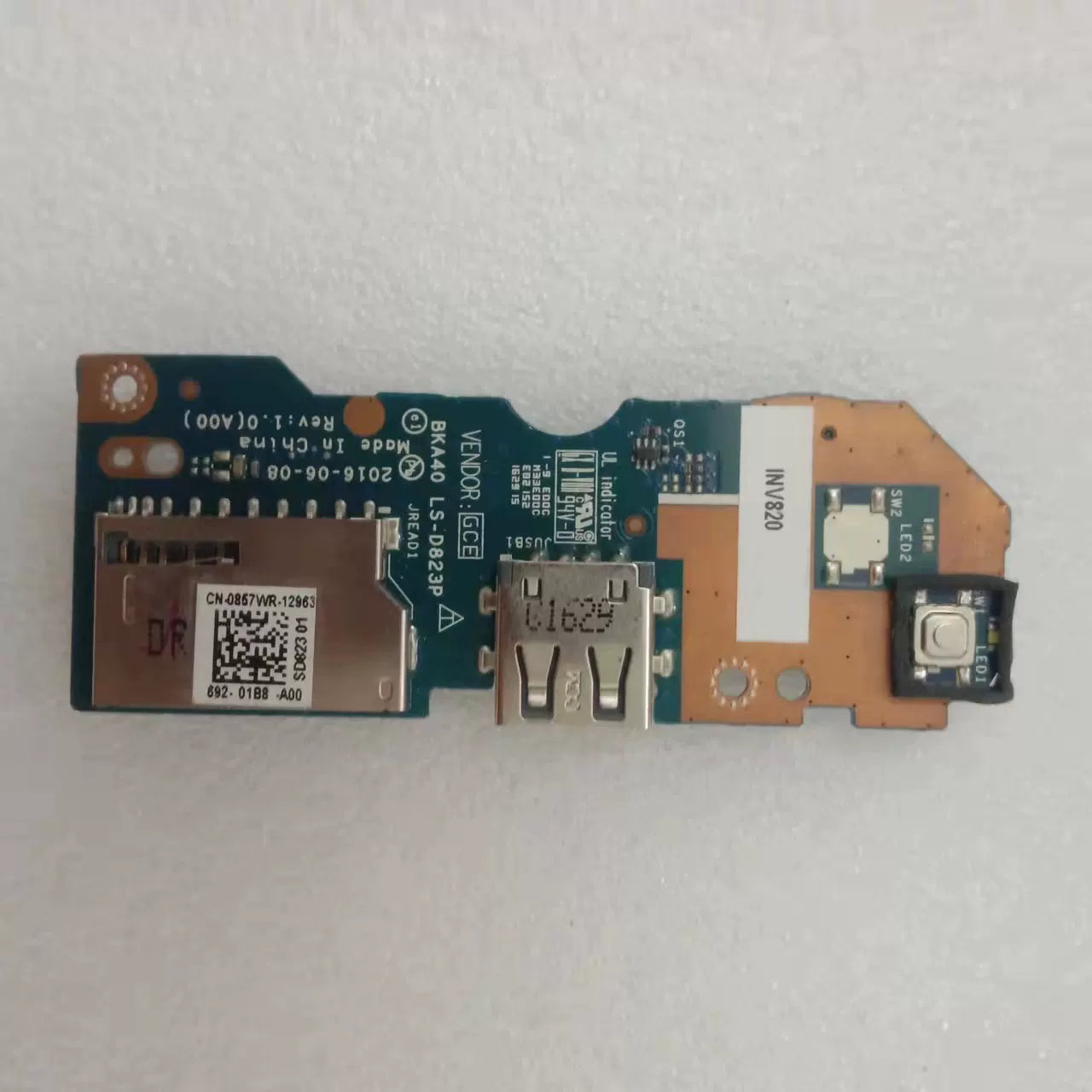 Original Dell Dell Fire 7000 7460 7472 7560 7572 USB Switch Small Board LS-D823P