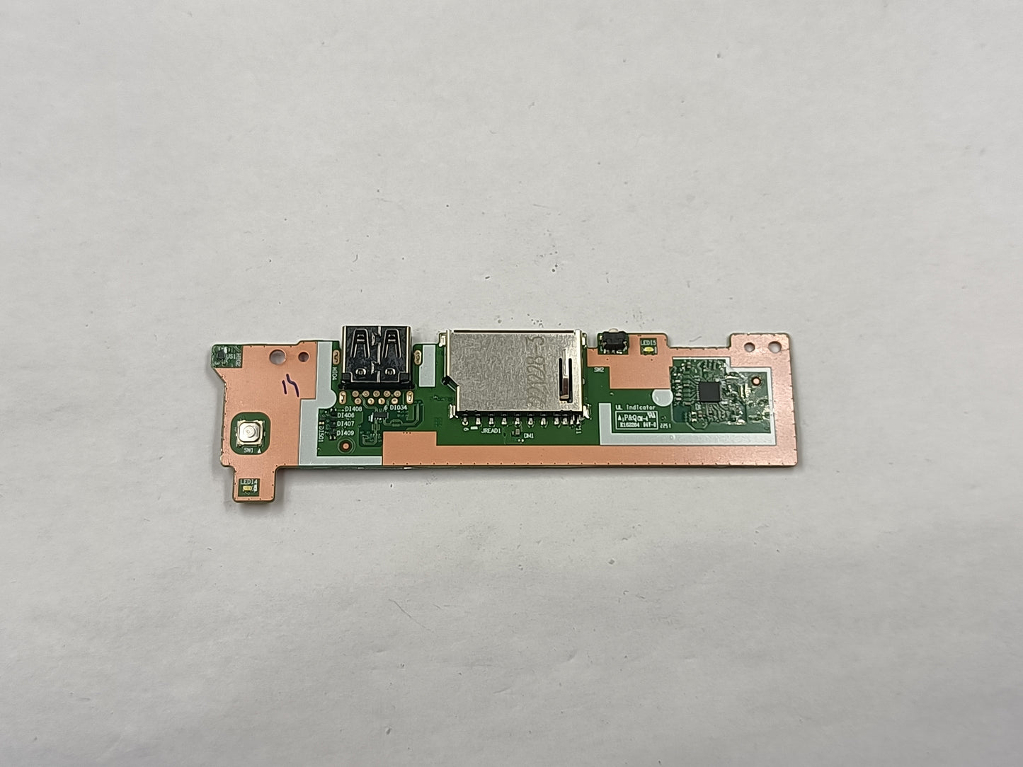 Lenovo IdeaPad slim 3 14amn8 USB daughterboard switch key small board 5C50S25477