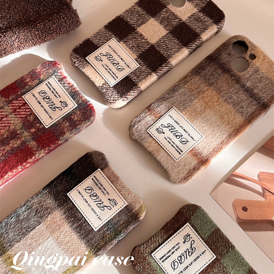 Accessories Autumn and winter woolen plaid for iPhone15promax mobile phone case Apple 14 new 13 women's 12 retro trendy