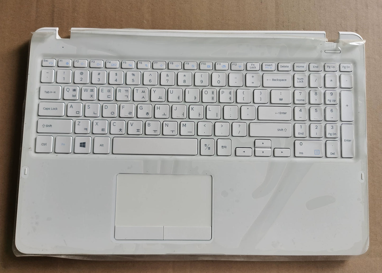 (Shipping fee not include)全新 Samsung 笔记本电脑 550R5M 500R5M 液晶屏 A B C D 外壳上半套