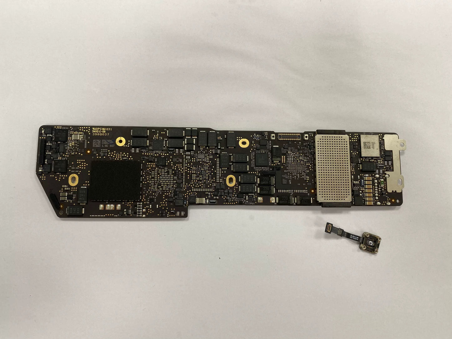 Apple Macbook logic board main board A1990 A1932 A1989 A2159 A2141 A2251 A2337 A2338 M1 M2 A2289 logic board