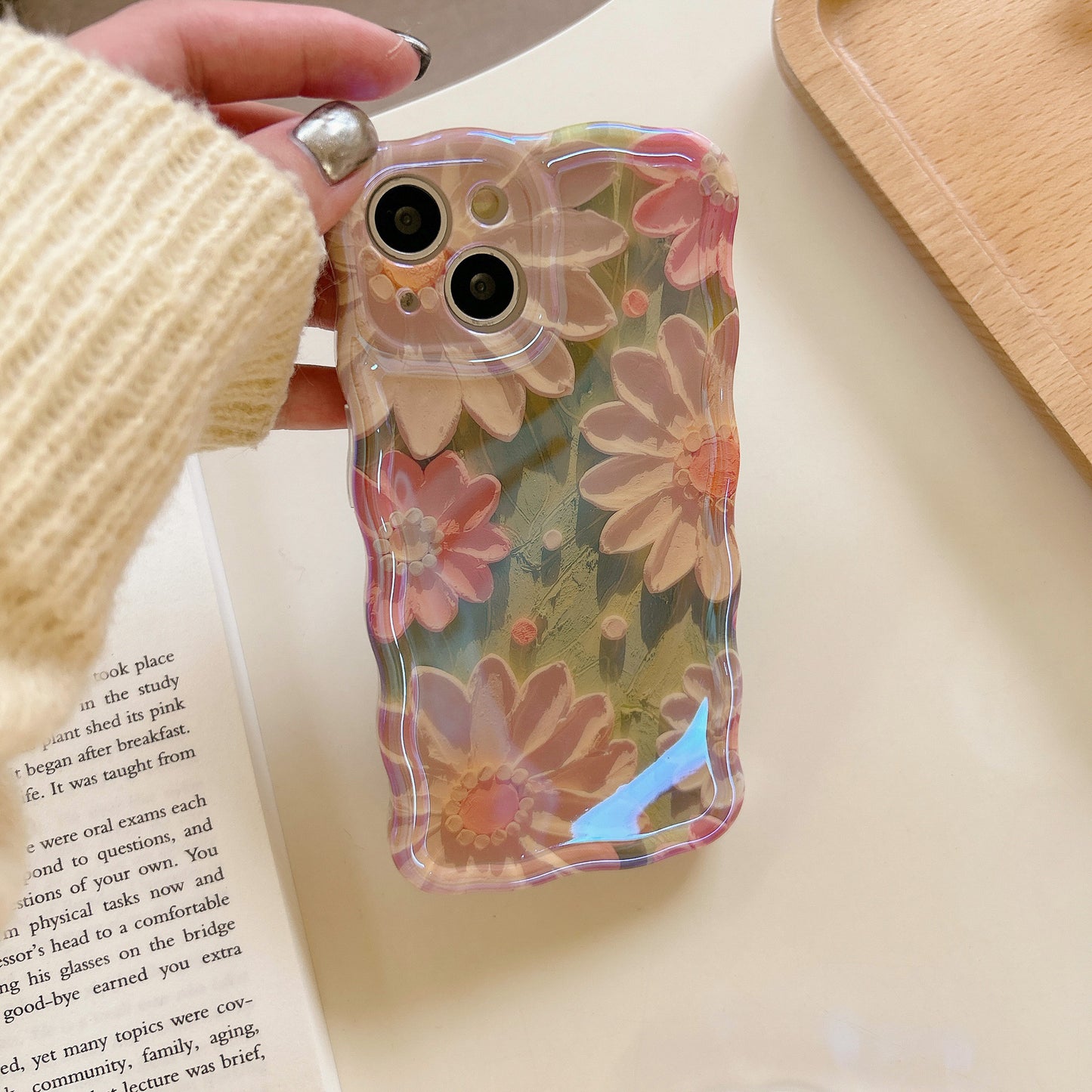 Accessories [Apple] iPhone14/13/12promax Wave Edge Blue Oil Painting Flowers Anti-drop Female New Phone Case