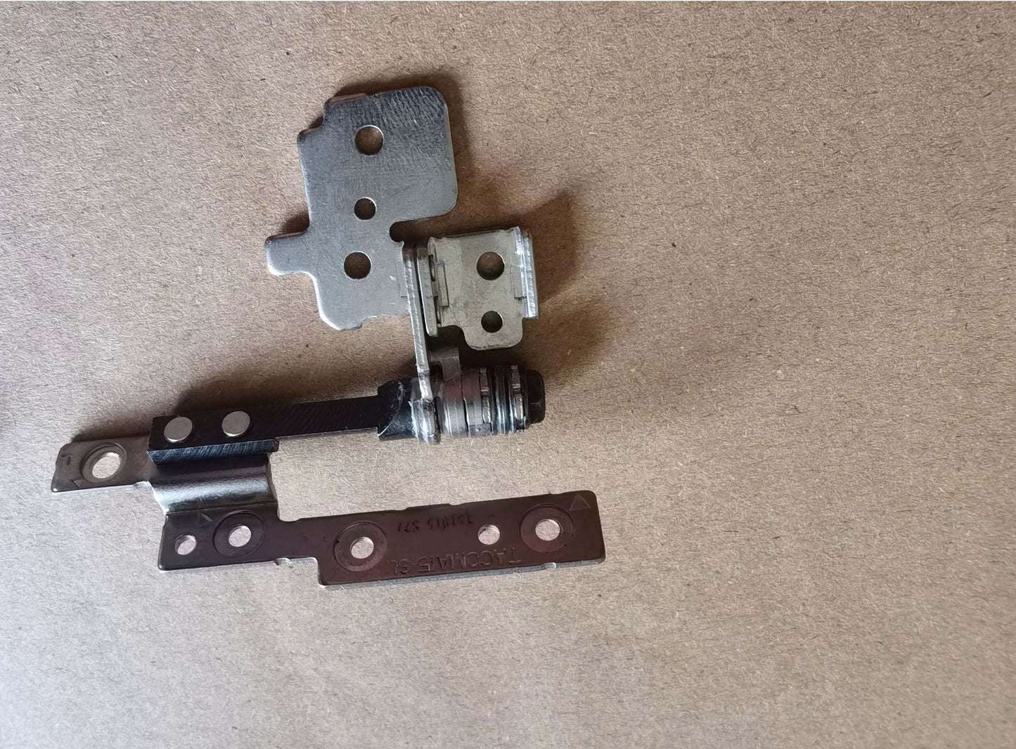 (Shipping fee not include)原装 Samsung 笔记本电脑 NP 910S5K 911S5K 910S5S 屏轴 转轴hing