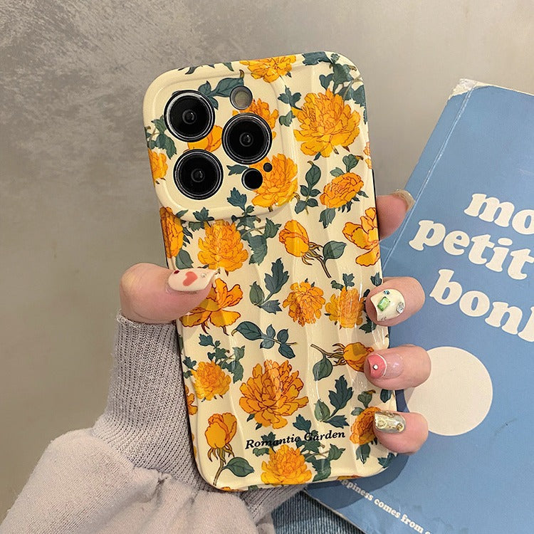 Accessories ins wind green leaves full screen yellow flowers suitable for apple 15promax mobile phone case iphone14pro advanced sense 13p