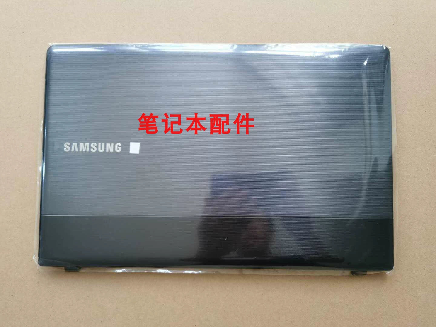 (Shipping fee not include)全新 Samsung 300E5A 350E5A 300E5C 300E5X A壳 外壳 上盖背盖