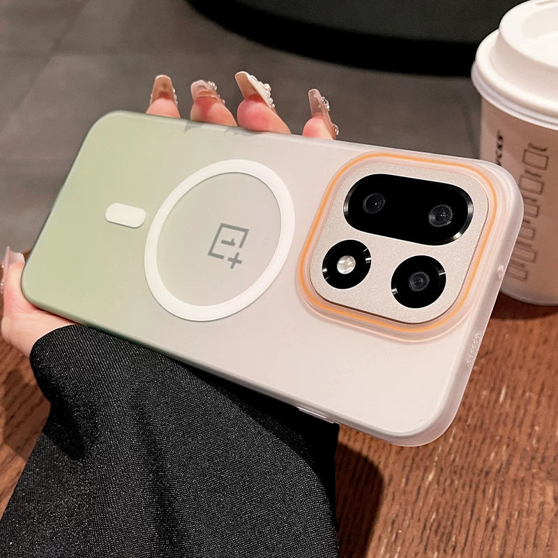 For OnePlus 15 mobile phone case 1 + ace6 new gradual change matte onePlus ultra-thin 1 + 13t protective case 1 + 15 anti-drop all-inclusive 15 magnetic suction fast charging advanced women's hard case Phone accessories