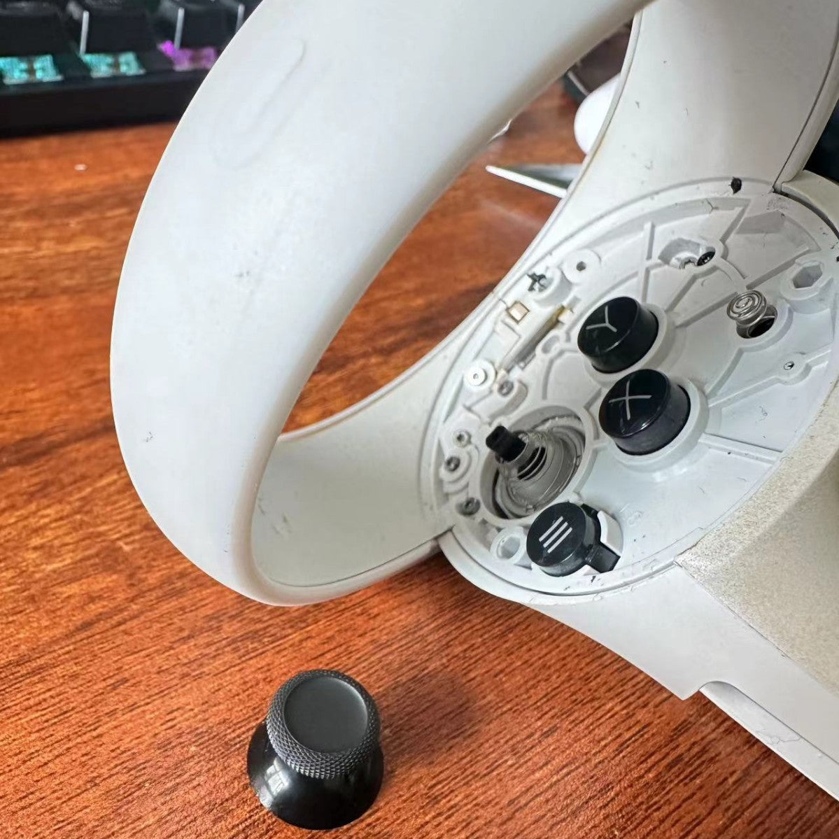 Suitable for Meta oculus quest2 VR AR all-in-one machine handle New rocker cap Replace OQ2 mushroom head