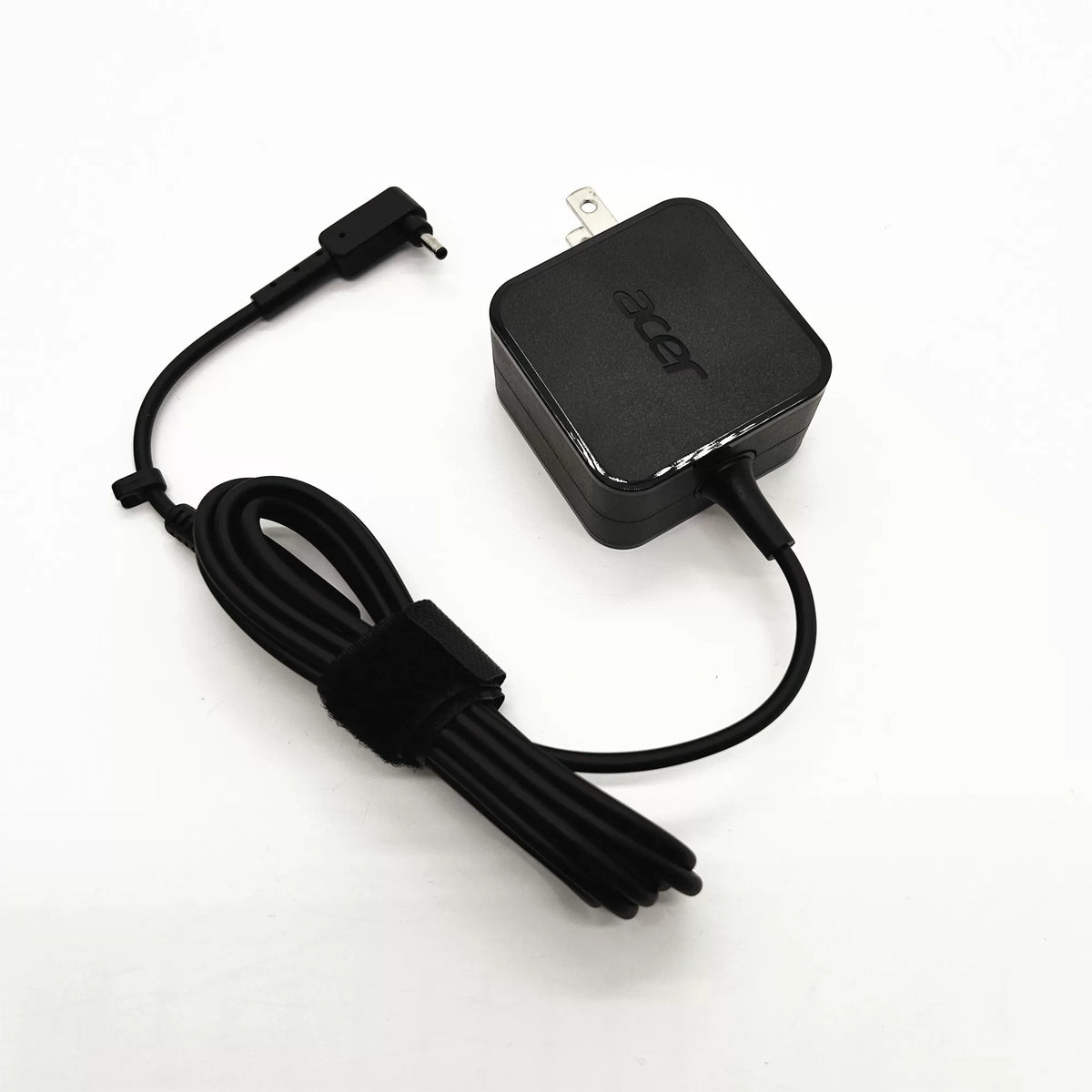 Genuine New W15-045N4B 45W 19V 2.37A AC Adapter Charger for Acer Switch 11 V/3/5 Swift 3  Acer Extensa 15 SF314 SF514 Acer Chromebook 11/R11 Acer Aspire 3 Acer Aspire S7-392 power supply  Acer laptop repair parts