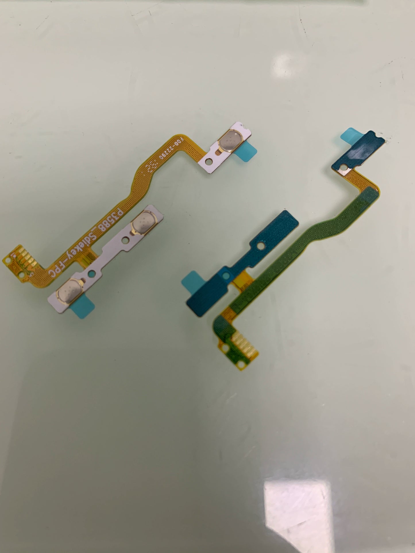 Applicable to Lenovo TB-8804F/8X04M/8604N/8504/X704 boot volume key display link cable