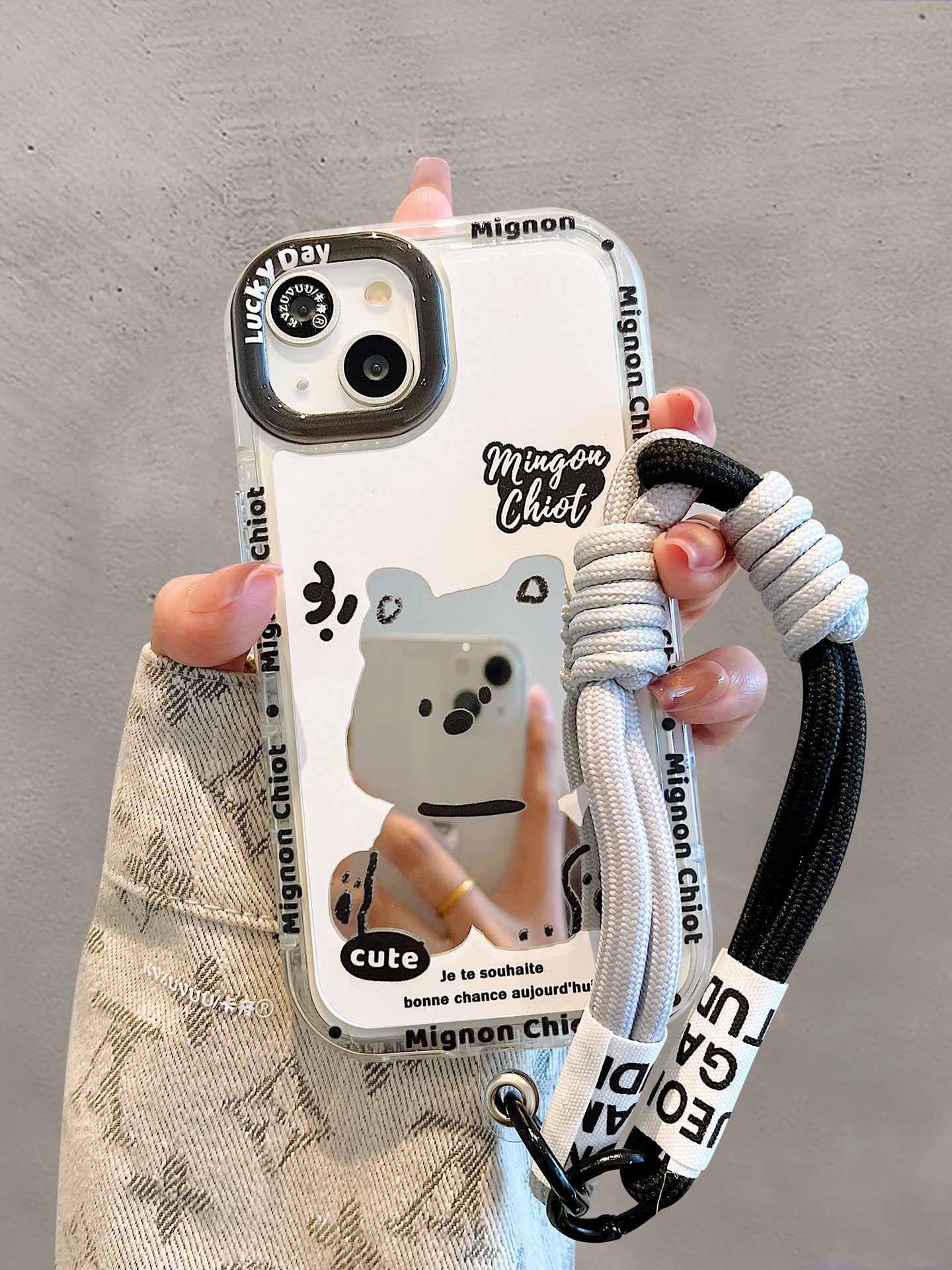 Accessories for iPhone 15 mobile phone case iphone14promax sitting dog lanyard mirror 13 fun cartoon 12p