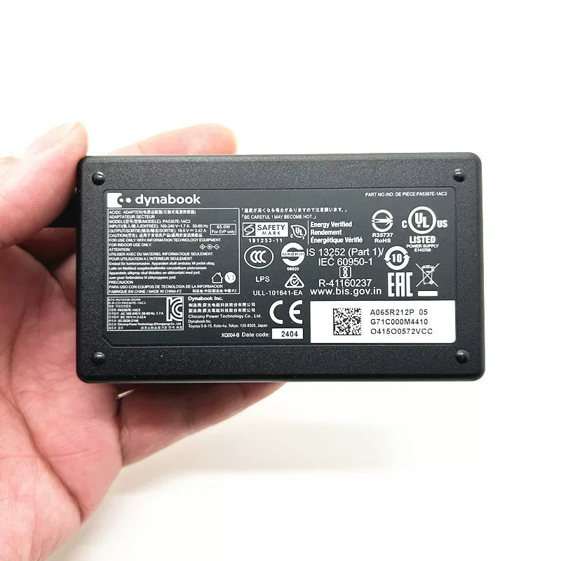 Genuine New Adapter PA5367E-1AC3 65W AC Adapter Charger for Toshiba Dynabook Z830 Z930 Toshiba Satellite Pro C30 C40 C50 A40 series PX5367K-1AC3 ADP-65DE B power supply Toshiba laptop repair parts