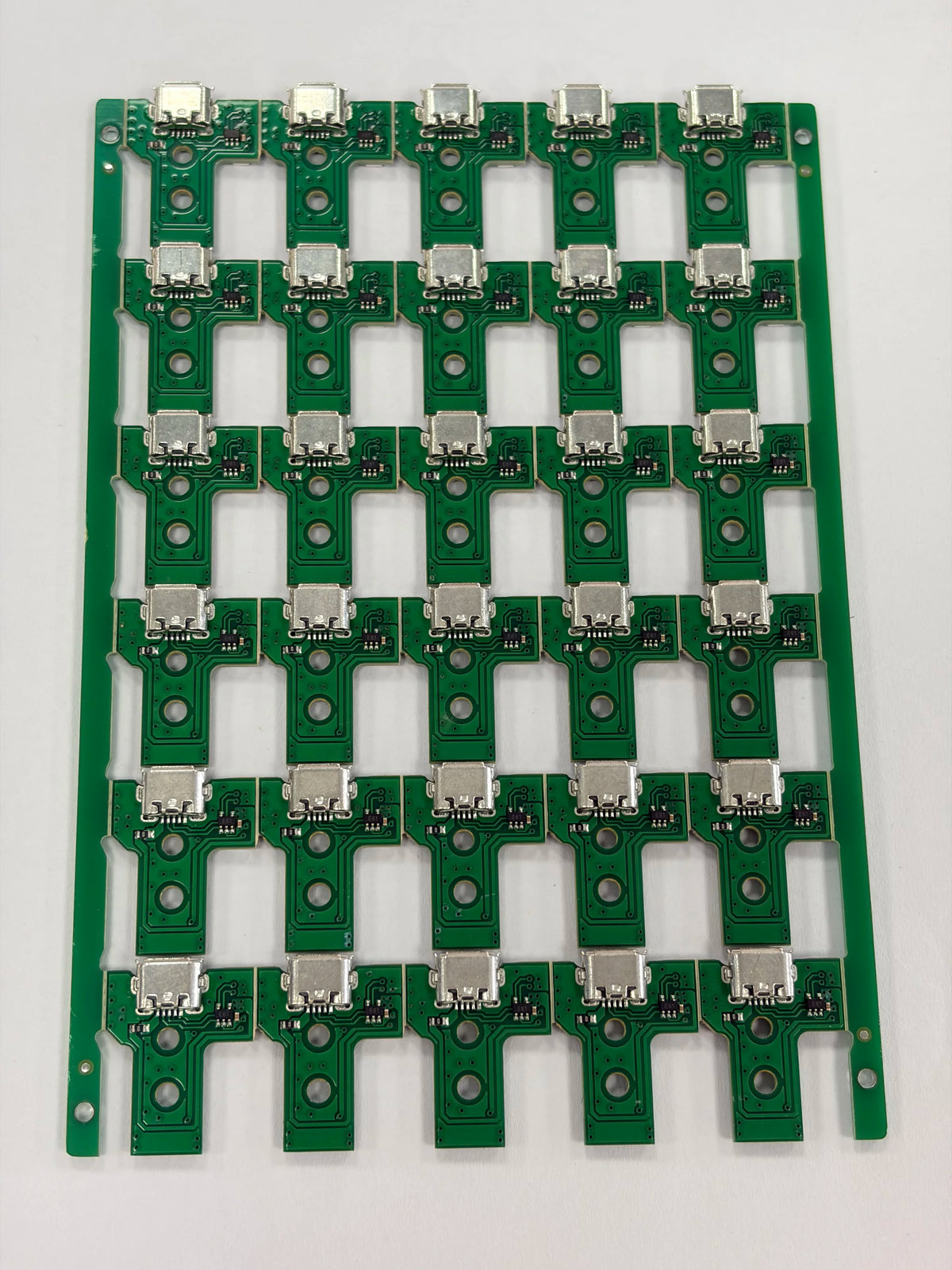 30/60PCS F001-V1 Micro USB Charging Port Power Socket Board +12PIN Flex Ribbon Cable for PS4 Controller JDM-030  Game console repair parts