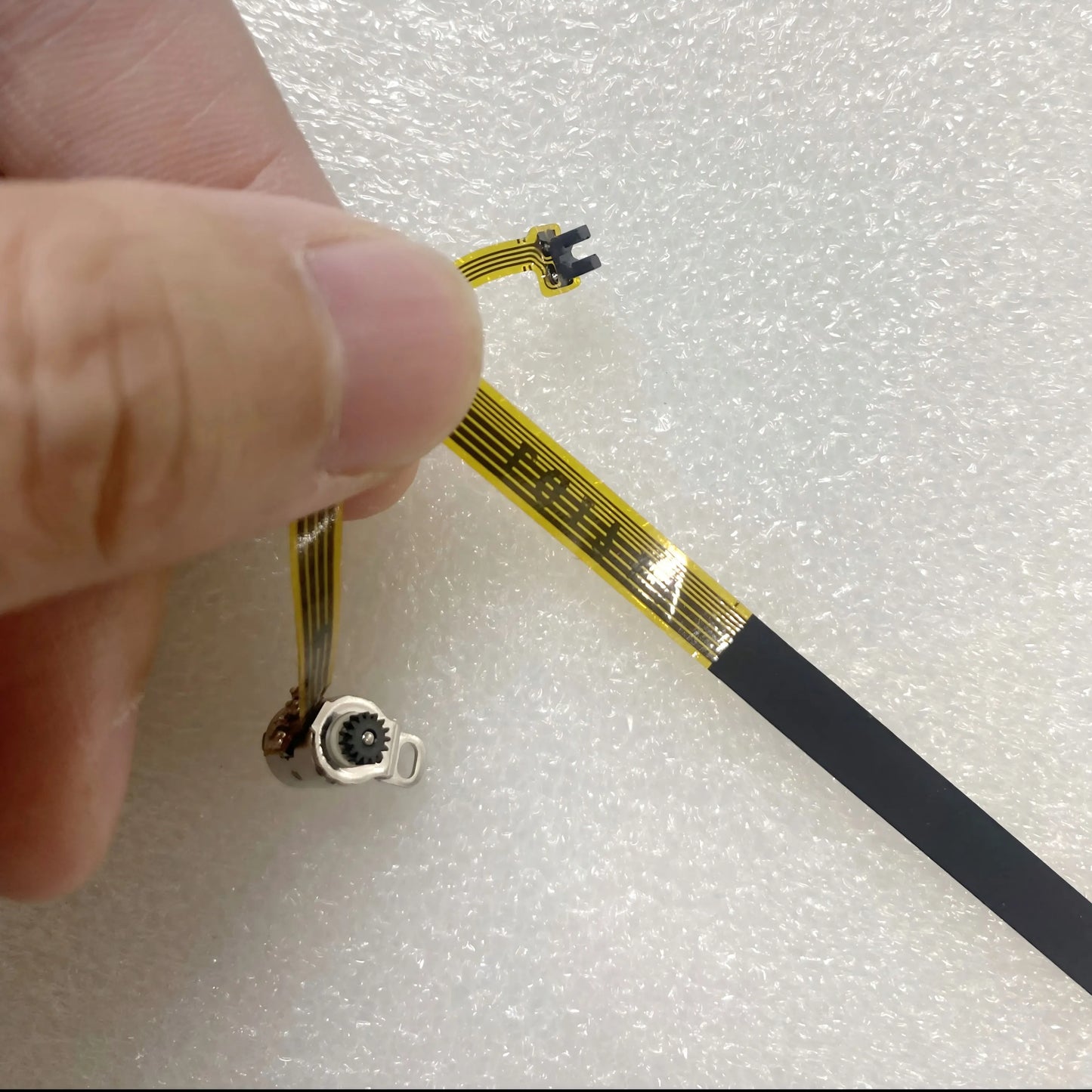 Original for Canon EF 24-70mm 24-70 mm F2.8L II USM Aperture Flex Cable Motor Camera Repair Part Digital Camera repair parts