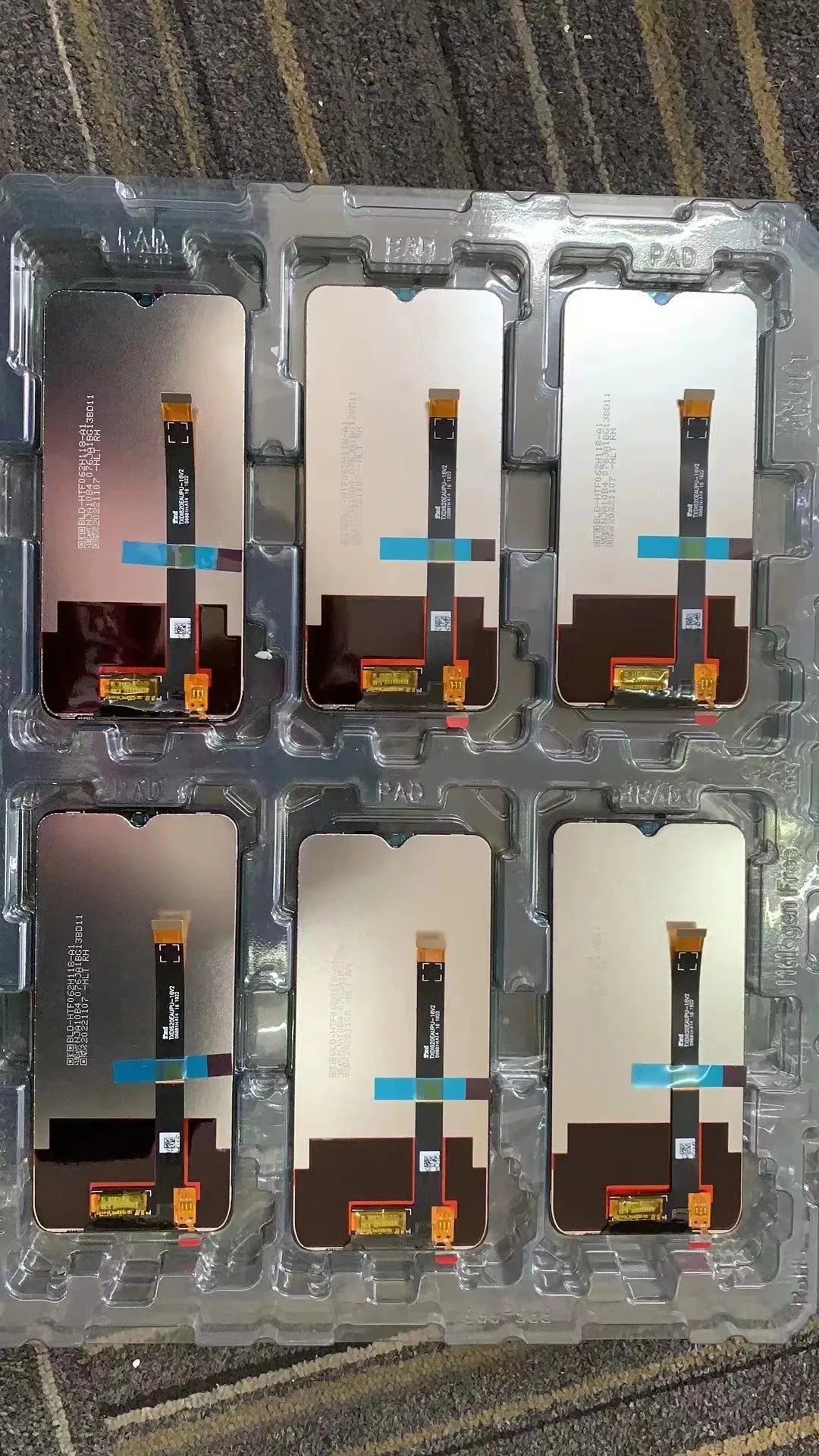 AAA+ High Ouality For Oppo A5s LCD CPH1909 1920 1912 Display with Frame Touch Screen Digitizer Assembly For Oppo AX5s LCD Oppo phone repair parts Realme phone repair parts