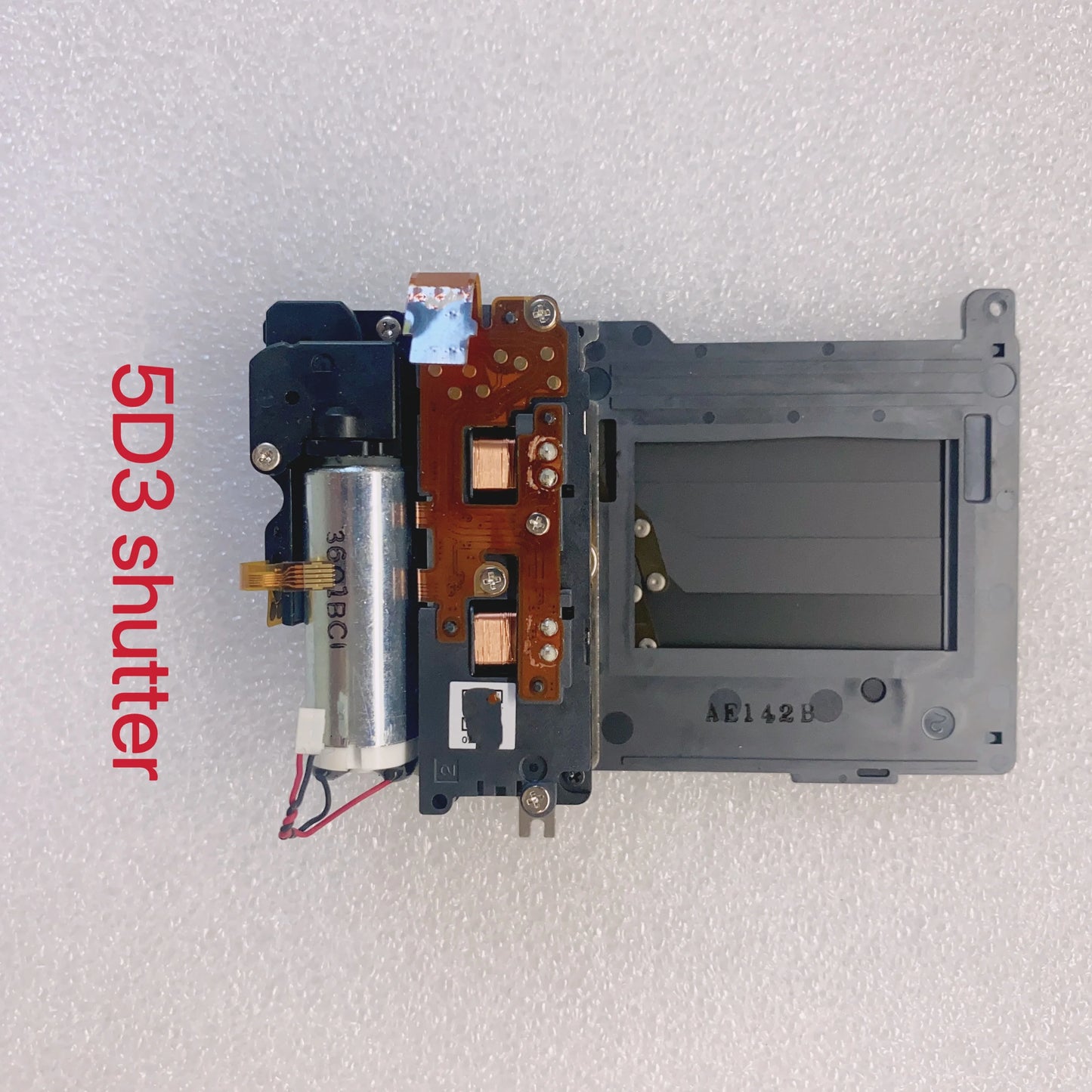 NEW  camera shutter unit group with blade for Canon E0S 5D3  5D mark iii Digital camera repair parts  Digital Camera repair parts