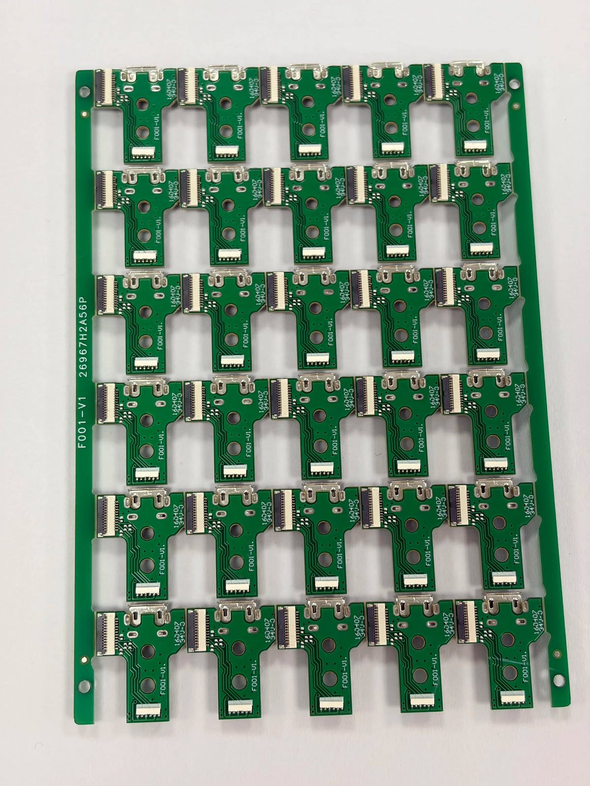 30/60PCS F001-V1 Micro USB Charging Port Power Socket Board +12PIN Flex Ribbon Cable for PS4 Controller JDM-030  Game console repair parts