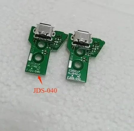 25Pcs JDS-001 JDS 011 030 JDS-040 JDS-050 USB Charging Socket Charging Port Board Replacement For PS4 Pro ControllerV Game console repair parts