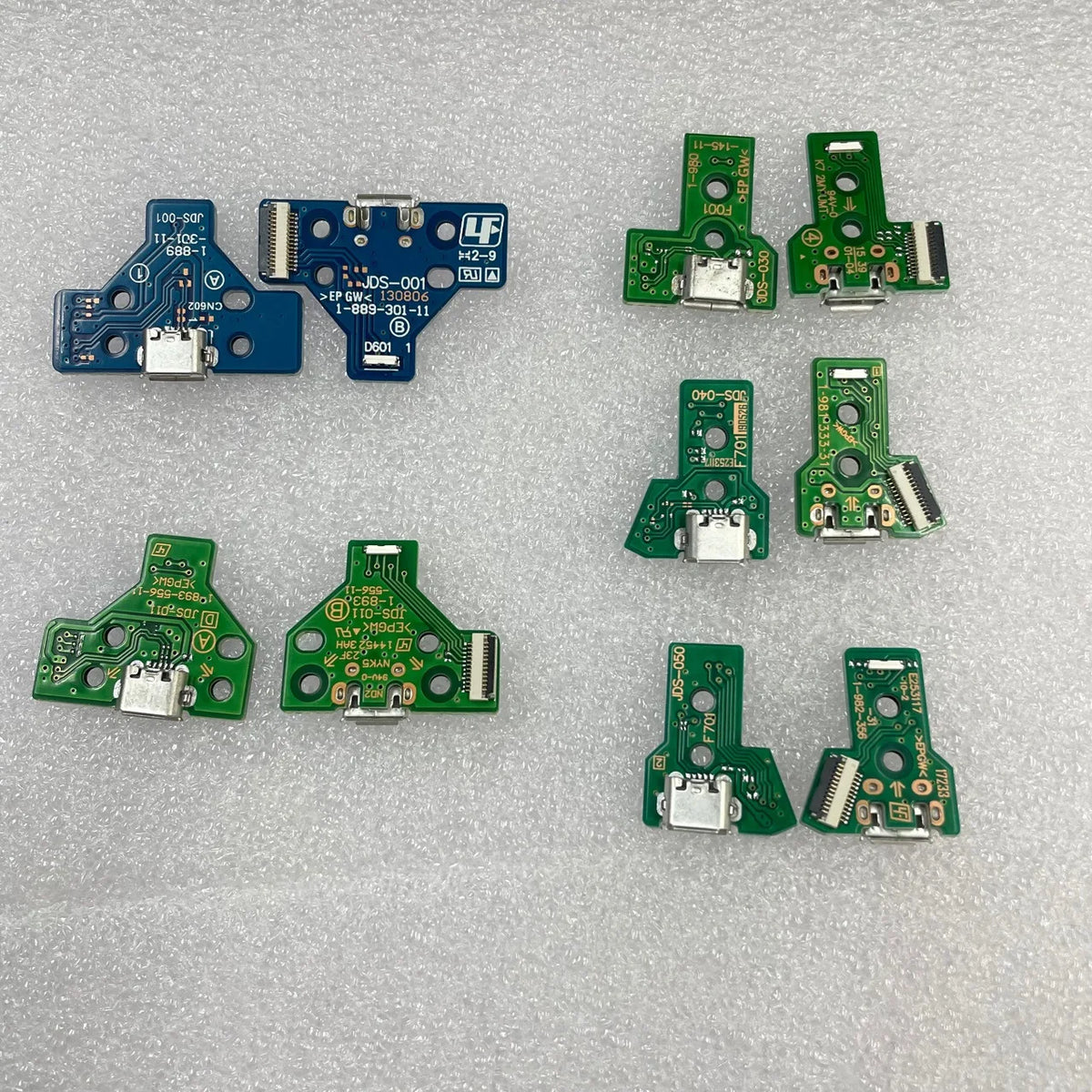100PCS JDS-055 050 001 011 030 040 14PIN 12PIN USB Charging Port Socket Power Charger Board for PS4 Slim Pro Controller  Game console repair parts