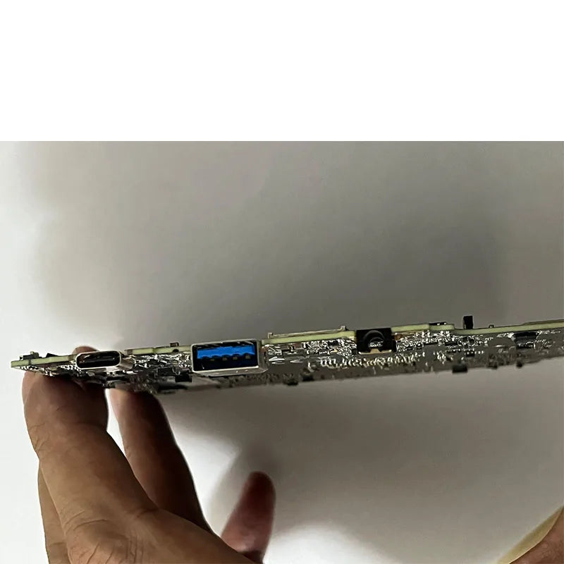 Original GPDWIN4 motherboard, 16GB RAM + 68000U CPU. Please contact customer service for details. Game console repair parts