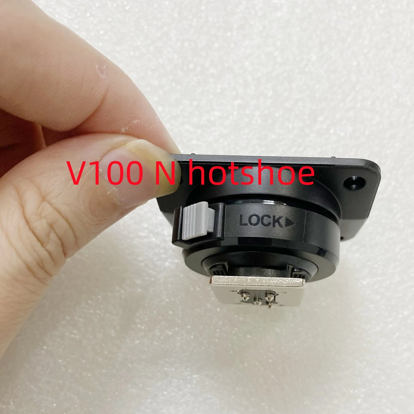NEW FOR Godox V100-N V100N Flash Hotshoe Hot Shoe Rear Mount Base Foot Bracket SPEEDLIGHT Part  Digital Camera repair parts