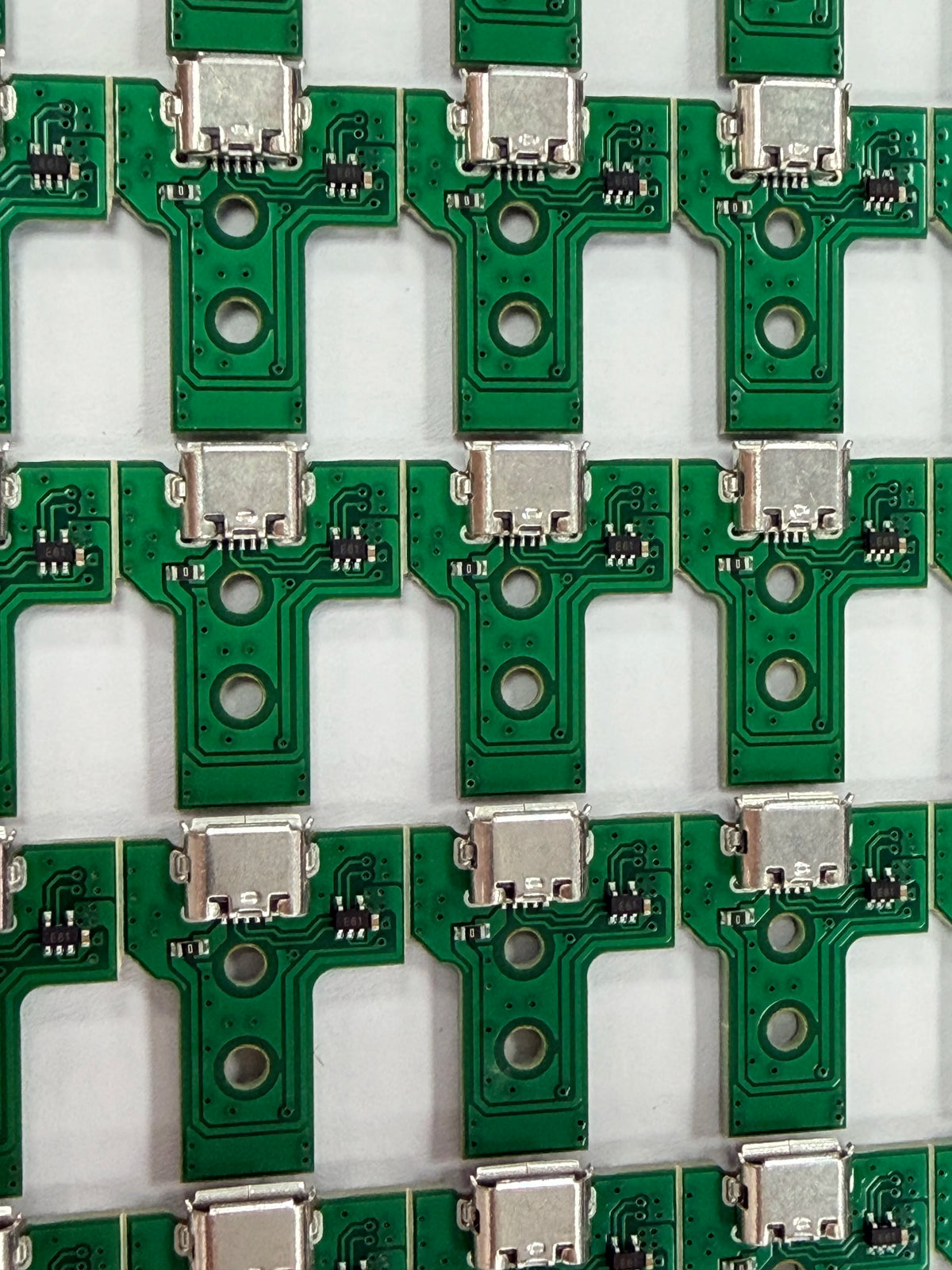 30/60PCS F001-V1 Micro USB Charging Port Power Socket Board +12PIN Flex Ribbon Cable for PS4 Controller JDM-030  Game console repair parts