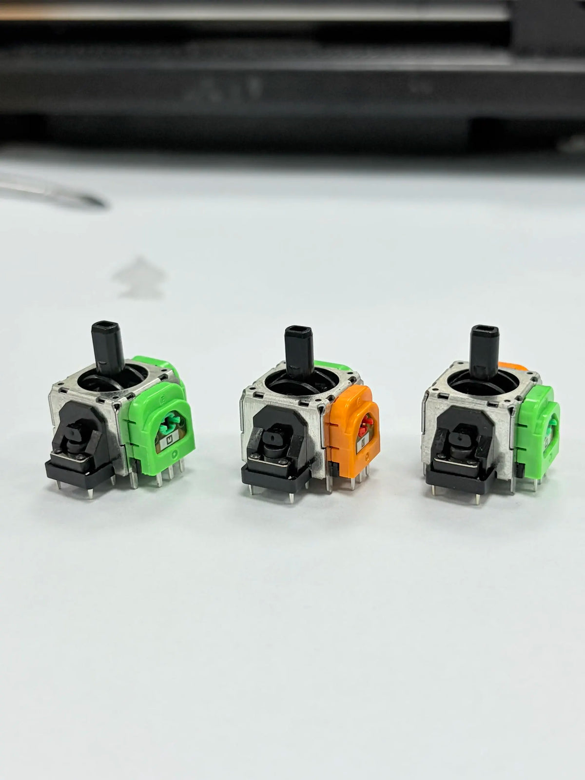 50/100PCS TMR Electromagnetic Joystick For PS5 Controller Analog Sensor Module TMR Joystick For PS4 PS5 XBOX Gamepad Game console repair parts